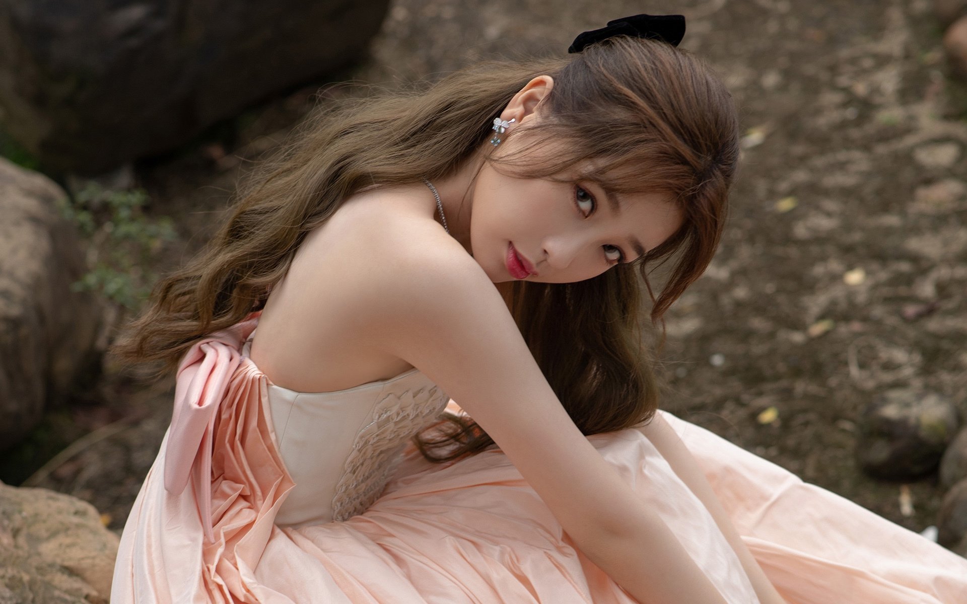 曼联更衣室曝光新季装修风格清新，曼联更衣室曝光新季装修风格清新视频