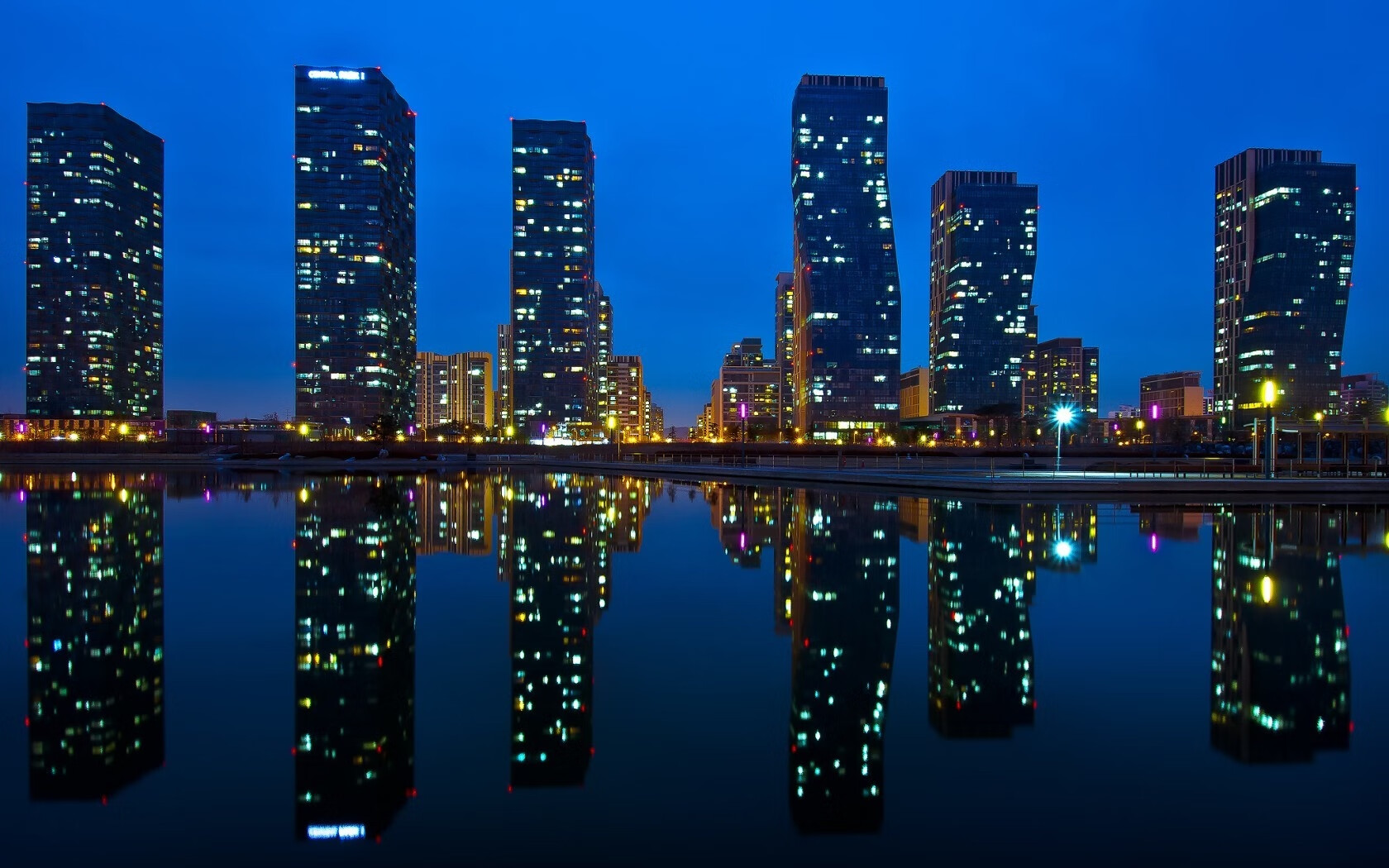 蛙泳冲刺波兰表现抢眼,蛙泳比赛都采用波蛙吗